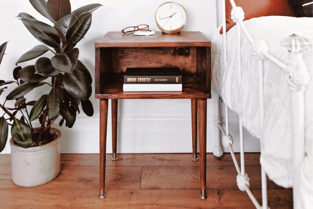 DIY Nightstand (Step by Step Plans)